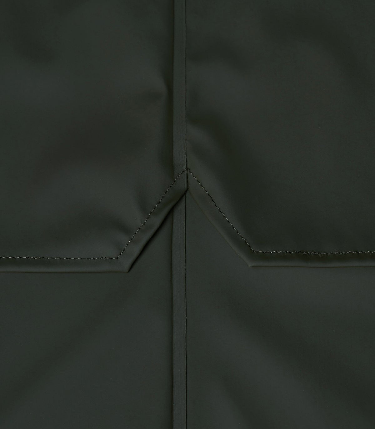 rains-fishtail-parka-groen