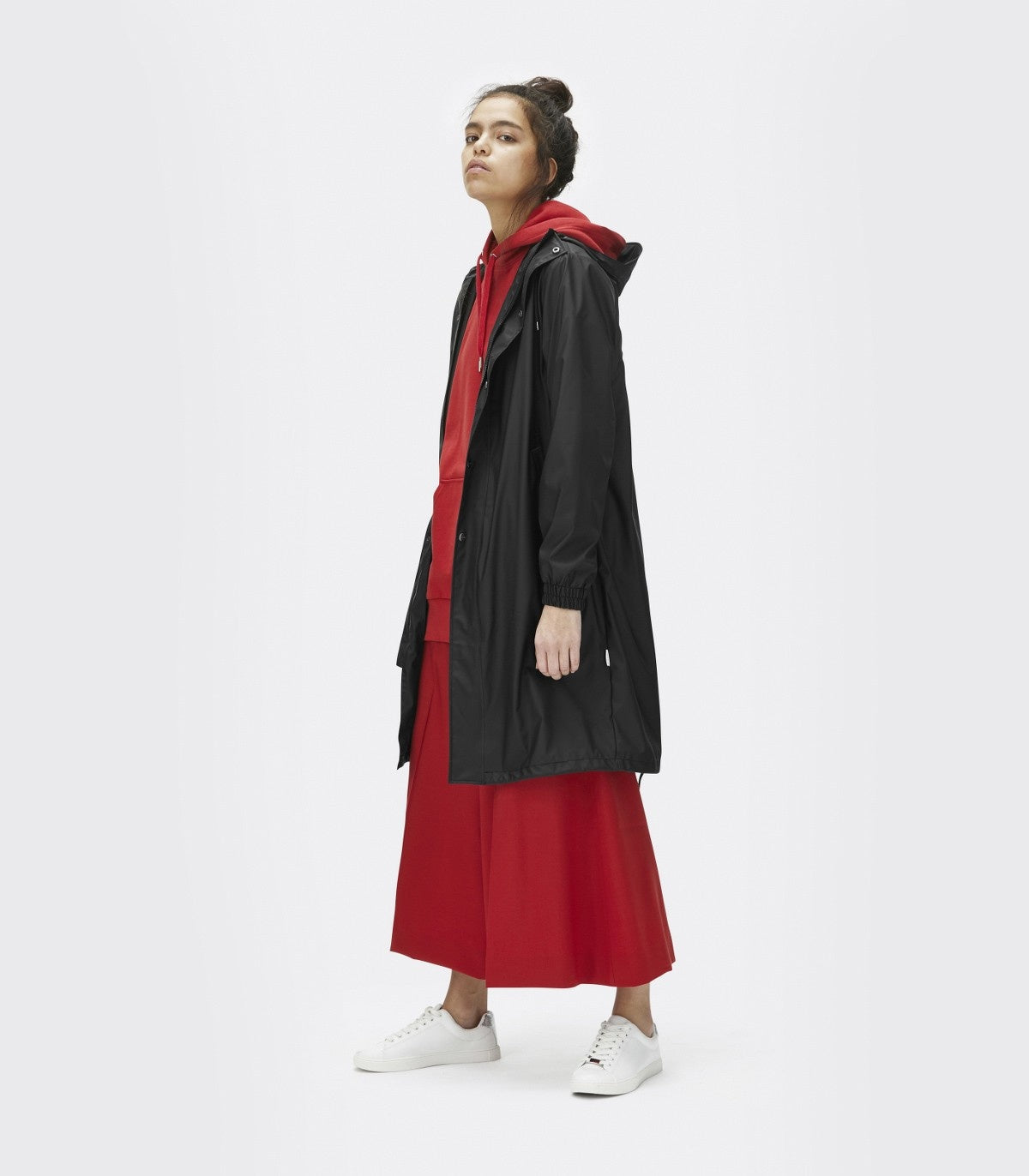 rains-fishtail-parka-zwart