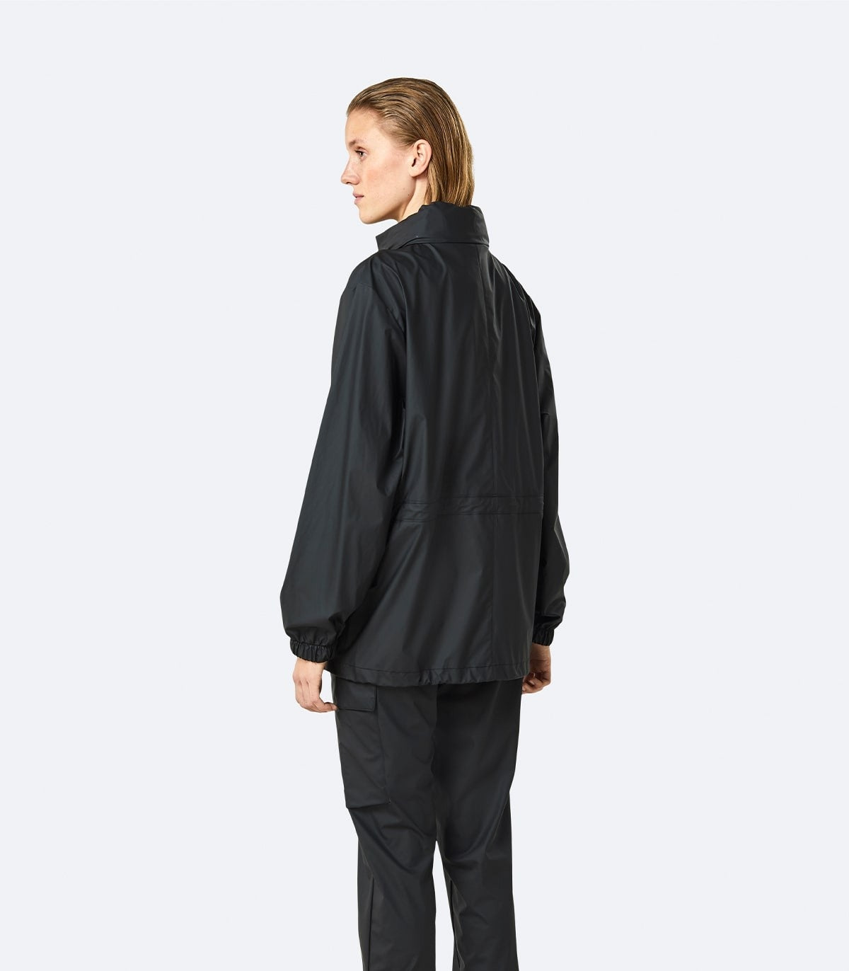 rains-ultralight-tracksuit-jacket-zwart