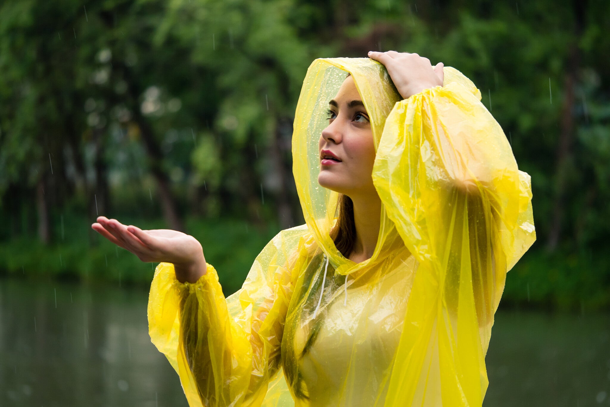 Sfeerfoto regenkleding-top